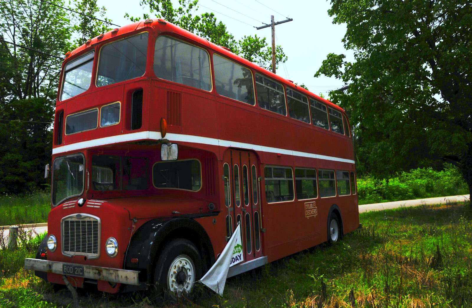 Double Decker
 Seven Quirky Ways to Travel the UK Without Breaking the Bank