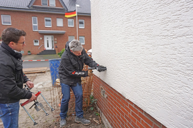 Dübel Aus Der Wand Ziehen
 So viel hält ein Dübel in unterschiedlichem Mauerwerk