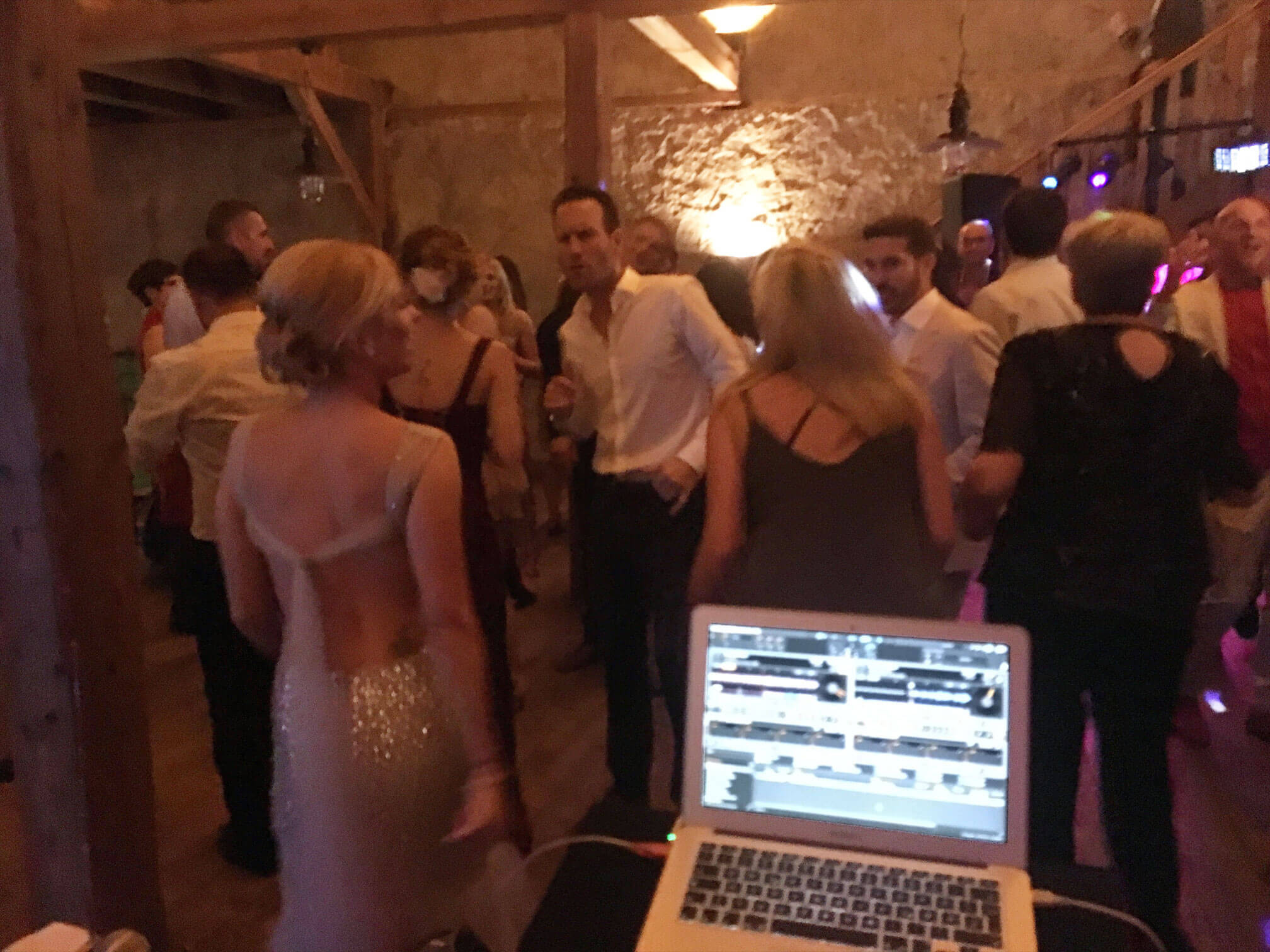 Durchschnittsalter Hochzeit
 15 07 2016 – Hochzeitsfeier DJ Timo Maier