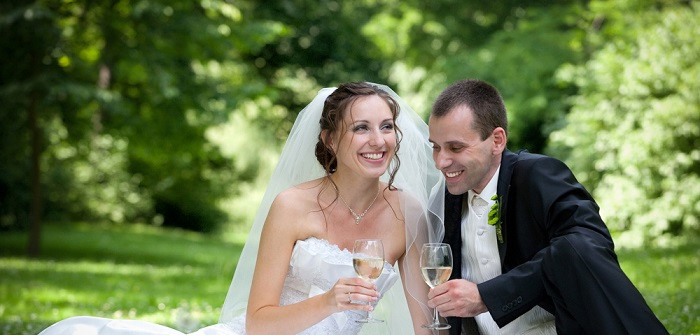 Eine Perfekte Hochzeit
 Sommelier Die richtigen Weine für eine perfekte Hochzeit