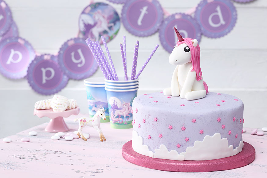 Einhorn Kuchen
 Einhorn Torte für den Kindergeburtstag