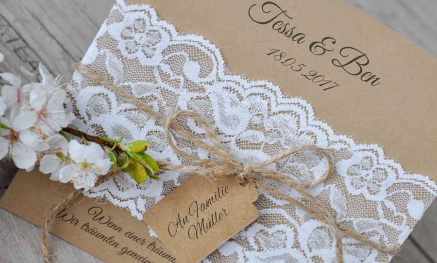 Einladungskarten Hochzeit Spitze
 Einladungskarten Hochzeit Vintage "Kraftpapier küsst Spitze"