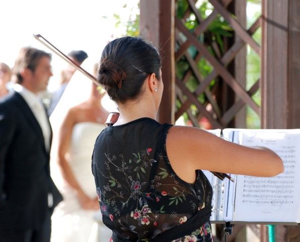 Einlaufmusik Hochzeit
 Lieder Auswahl Für jede Hochzeit richtige Musik