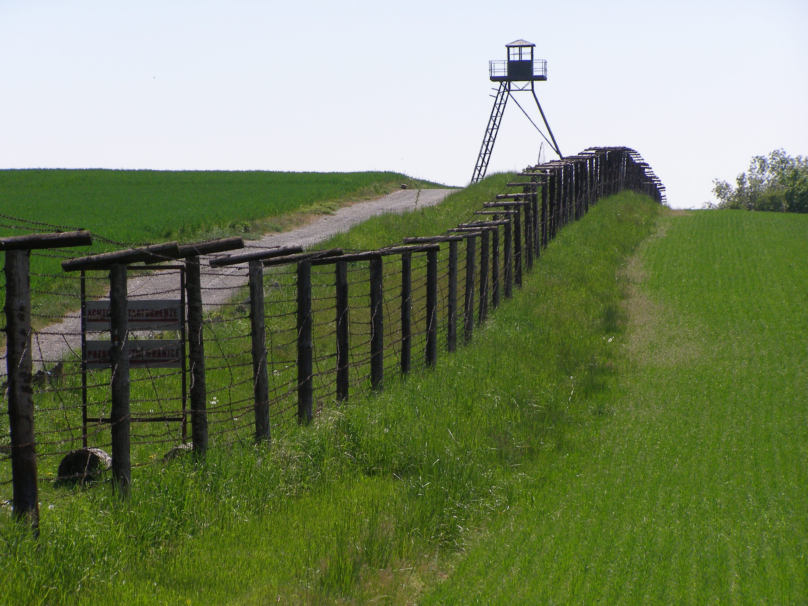 Eiserner Vorhang
 Eiserner Vorhang Iron Curtain Trail