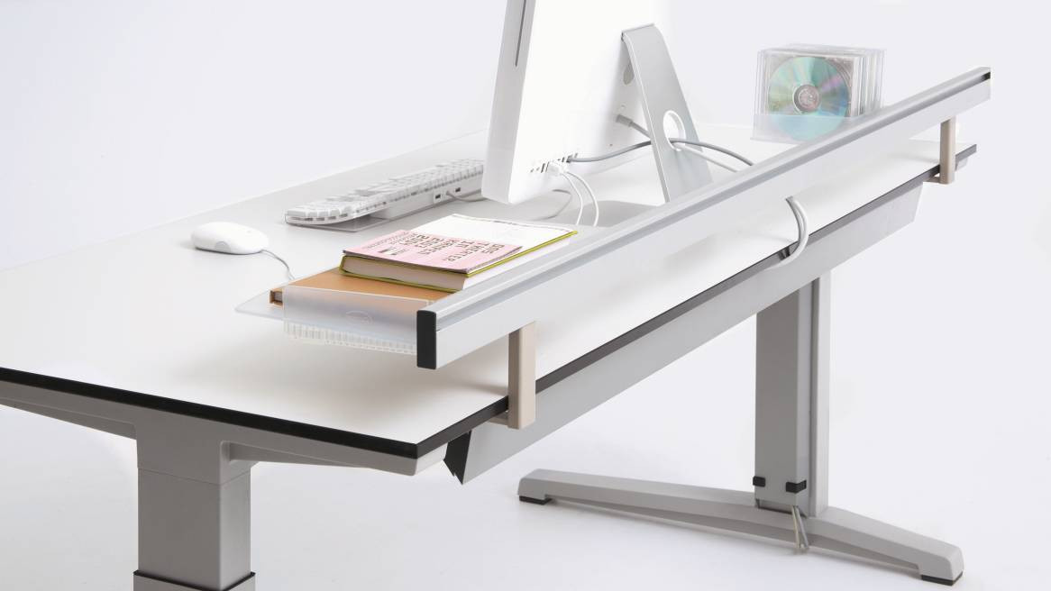 Elektrisch Höhenverstellbarer Schreibtisch
 Steelcase Activa elektrisch höhenverstellbarer Schreibtisch
