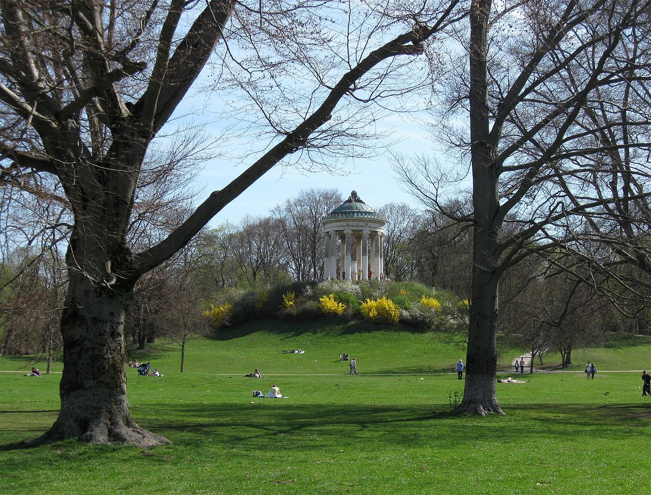 Englischer Garten München
 File Monopteros Englischer Garten Muenchen 7