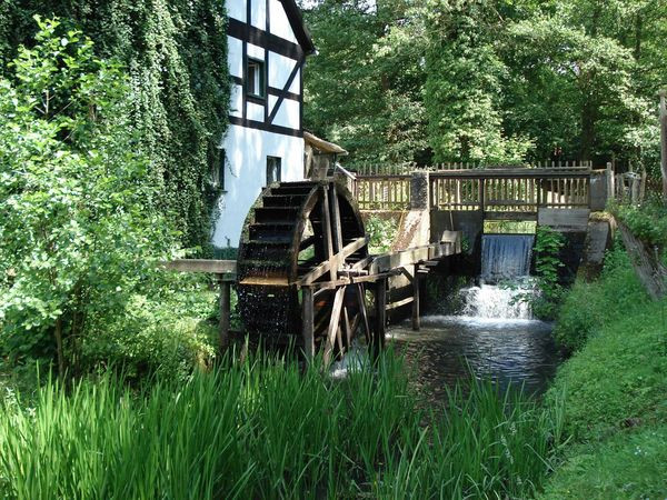 Es Klappert Die Mühle Am Rauschenden Bach
 Es klappert Mühle am rauschenden Bach