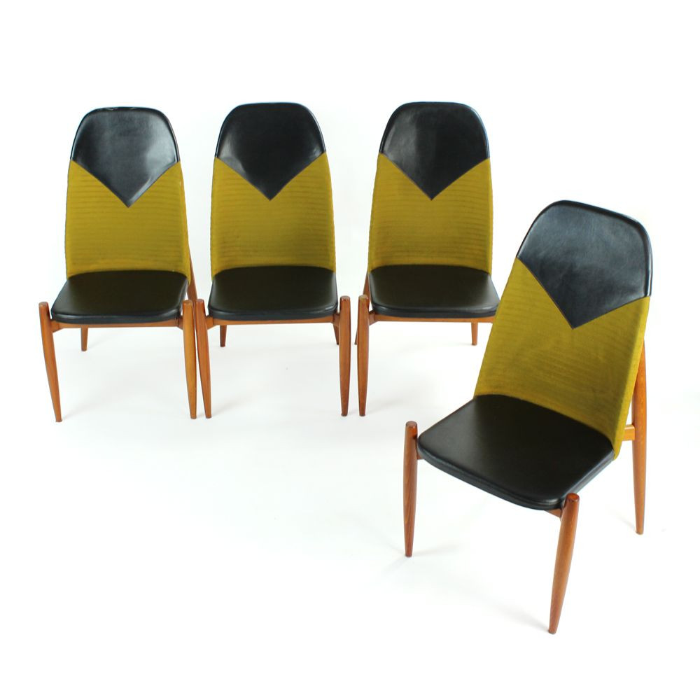 Esszimmerstühle Mit Lehne
 Esszimmerstühle mit hoher Lehne & Gestell aus Teak 1970er