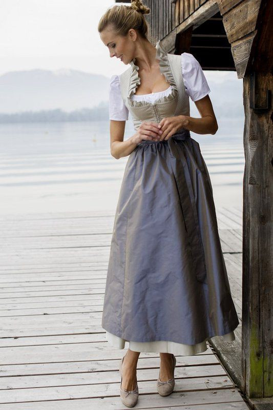 Festliche Dirndl Für Hochzeit
 Tostmann Trachten Festliche Dirndl hochzeit