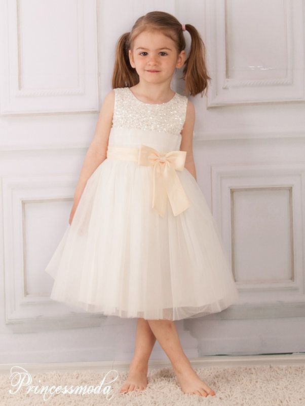 Festliche Kindermode Hochzeit
 Die besten 25 Festliche kinderkleider Ideen auf Pinterest