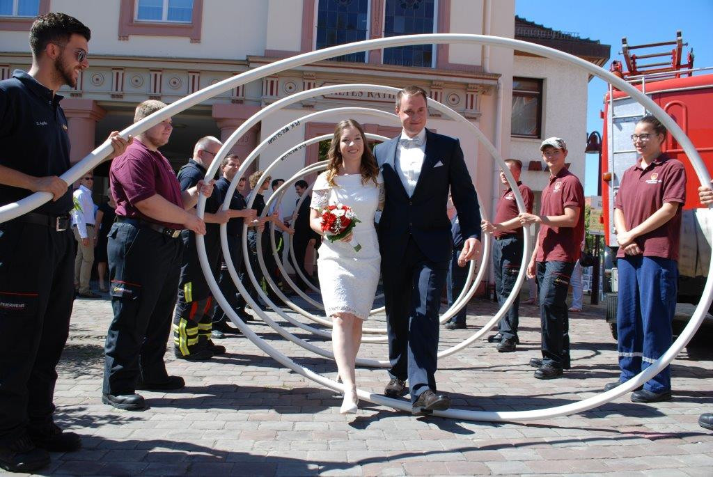 Feuerwehr Hochzeit
 Glückwunsch zur Feuerwehr Hochzeit Freiwillige Feuerwehr