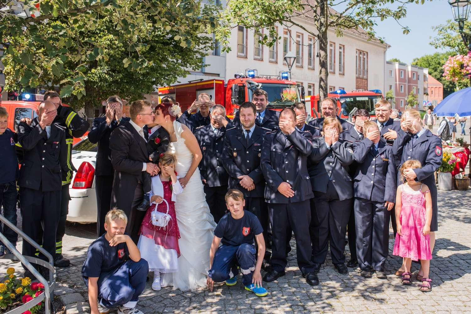 Feuerwehr Hochzeit
 Feuerwehr Hochzeit Bernau Mandy und Axel sagen Danke