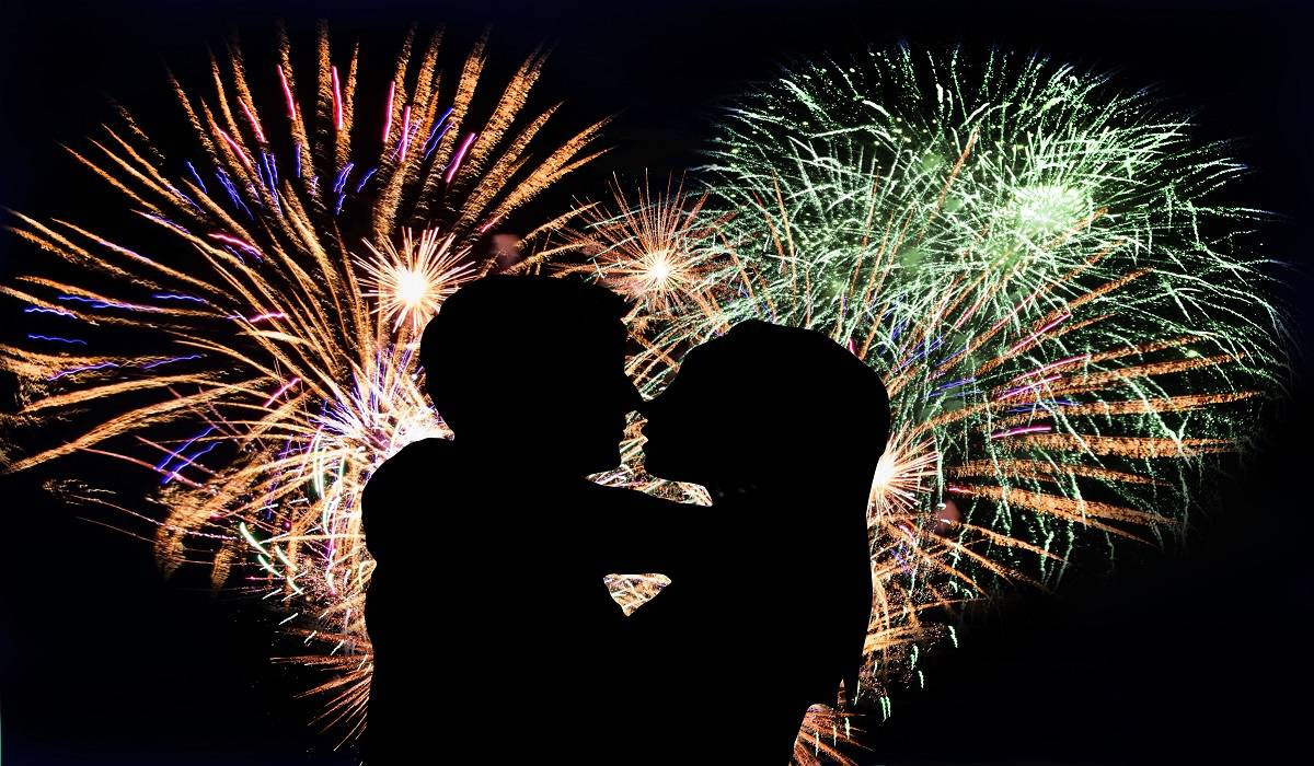 Feuerwerk Hochzeit
 Pyrotechnik Hochzeit Feuerwerk Verkauf