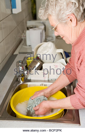 Ficken In Der Küche
 frauen in der küche ficken