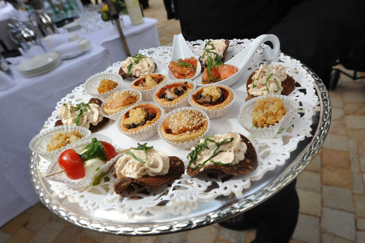 Fingerfood Hochzeit
 Hochzeiten im Deidesheimer Hof