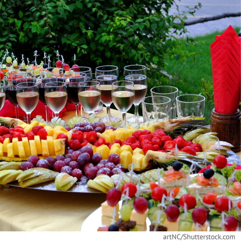 Fingerfood Hochzeit
 Sektempfang Outdoor Hochzeit mit Fingerfood für Hochzeit