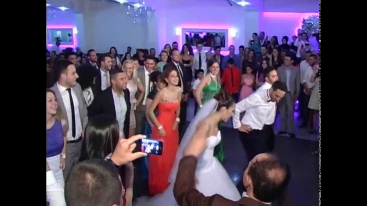 Flashmob Hochzeit Lieder
 Meral & Murat Wedding Flashmob HD