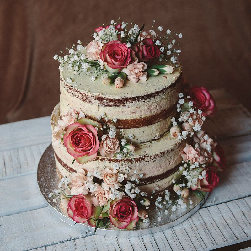 Fondant Hochzeitstorte
 Hochzeitstorte mit echten Blumen Naked Cake zweistöckig