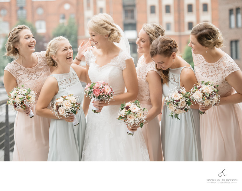 Fotograf Hamburg Hochzeit
 Fotograf bei einer Hochzeit in Hamburg