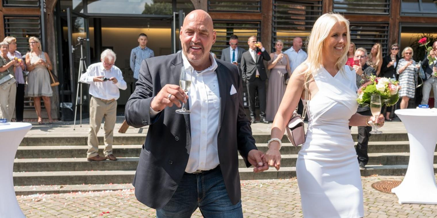 Frank Hanebuth Hochzeit
 Rocker Hells Angels Wedemark Hochzeit Standesamt