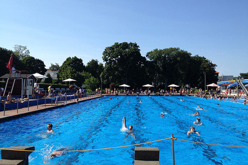 Freibad Hausen
 Freibad Bad Vilbel am Sonntag