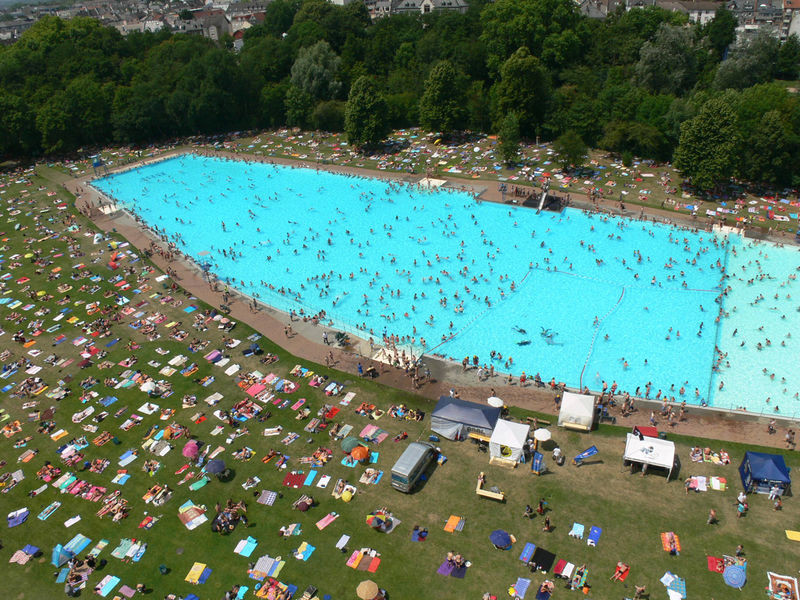 Freibad Hausen
 Schwimmbad Frankfurt Am Main schwimmbad frankfurt am main