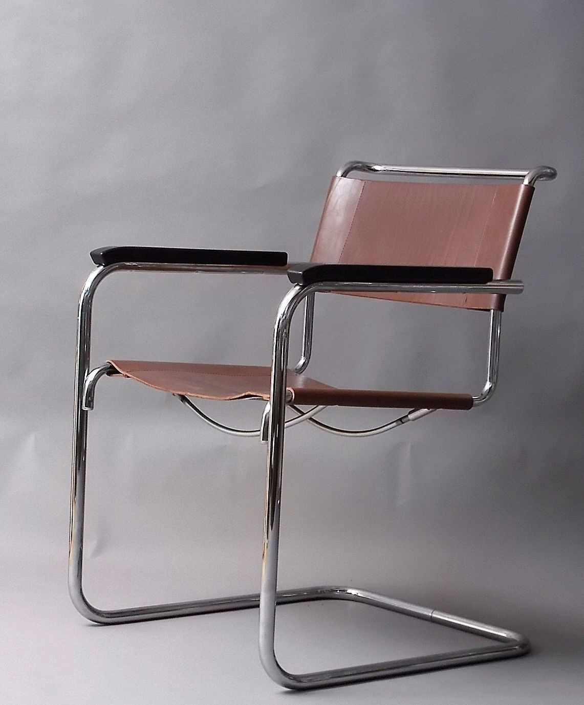 Freischwinger Stuhl
 Mart Stam Freischwinger S34 von Thonet Stuhl Leder Bauhaus