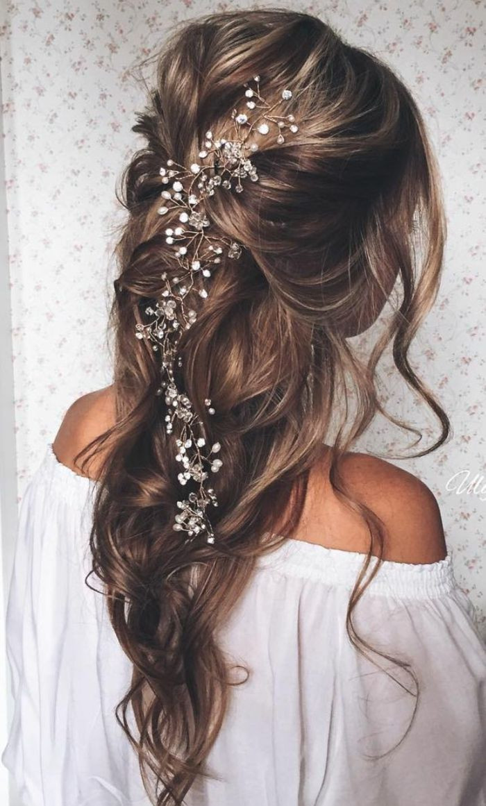 Frisuren Hochzeit Halboffen
 Die besten 25 Brautfrisur halboffen Ideen auf Pinterest