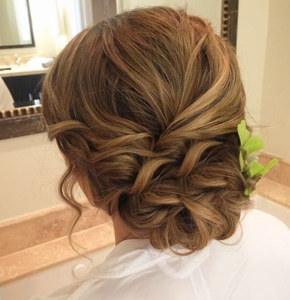 Frisuren Hochzeitsgast Halboffen
 Frisur hochzeit gast trends Ideen 2019