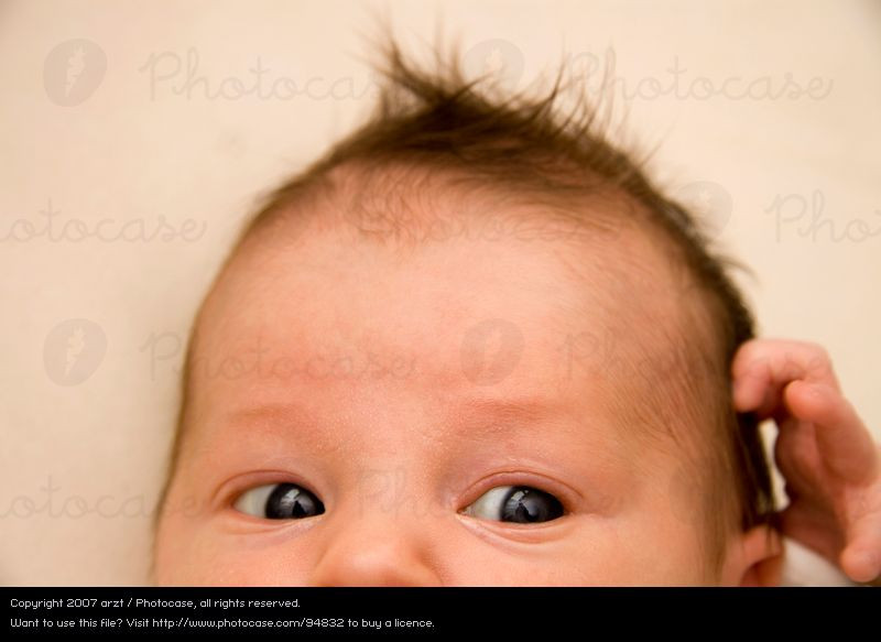 Frisuren Kopf
 liebhaben Mensch Kind blau ein lizenzfreies Stock Foto