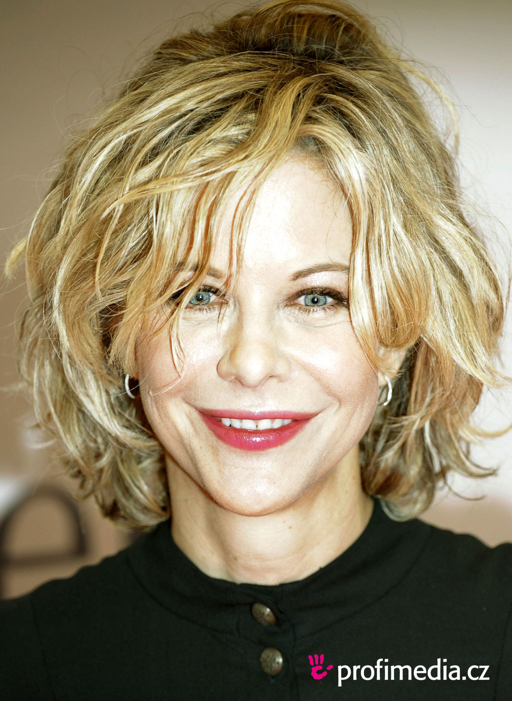 Frisuren Meg Ryan
 Meg Ryan frisur zum Ausprobieren in eFrisuren