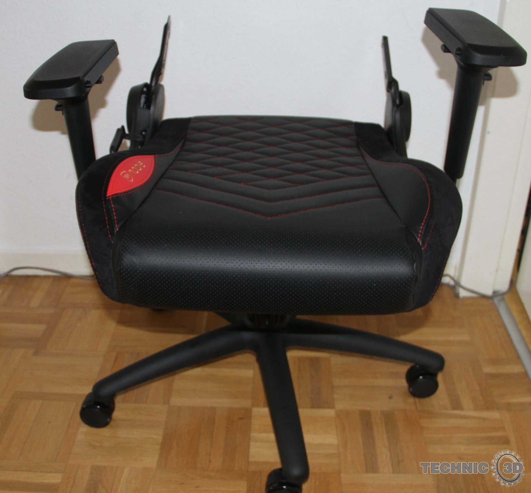 Gaming Stuhl Test
 noblechairs EPIC Gaming Stuhl im Kurzcheck Seite 2