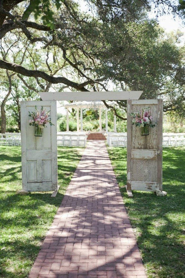 Gartendeko Hochzeit
 Hochzeitsfeier im Freien Wenn Hochzeit im Garten