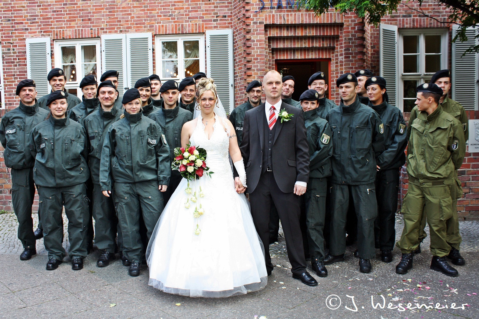 Gästefotos Hochzeit Mal Anders
 Hochzeit mal Anders Foto & Bild