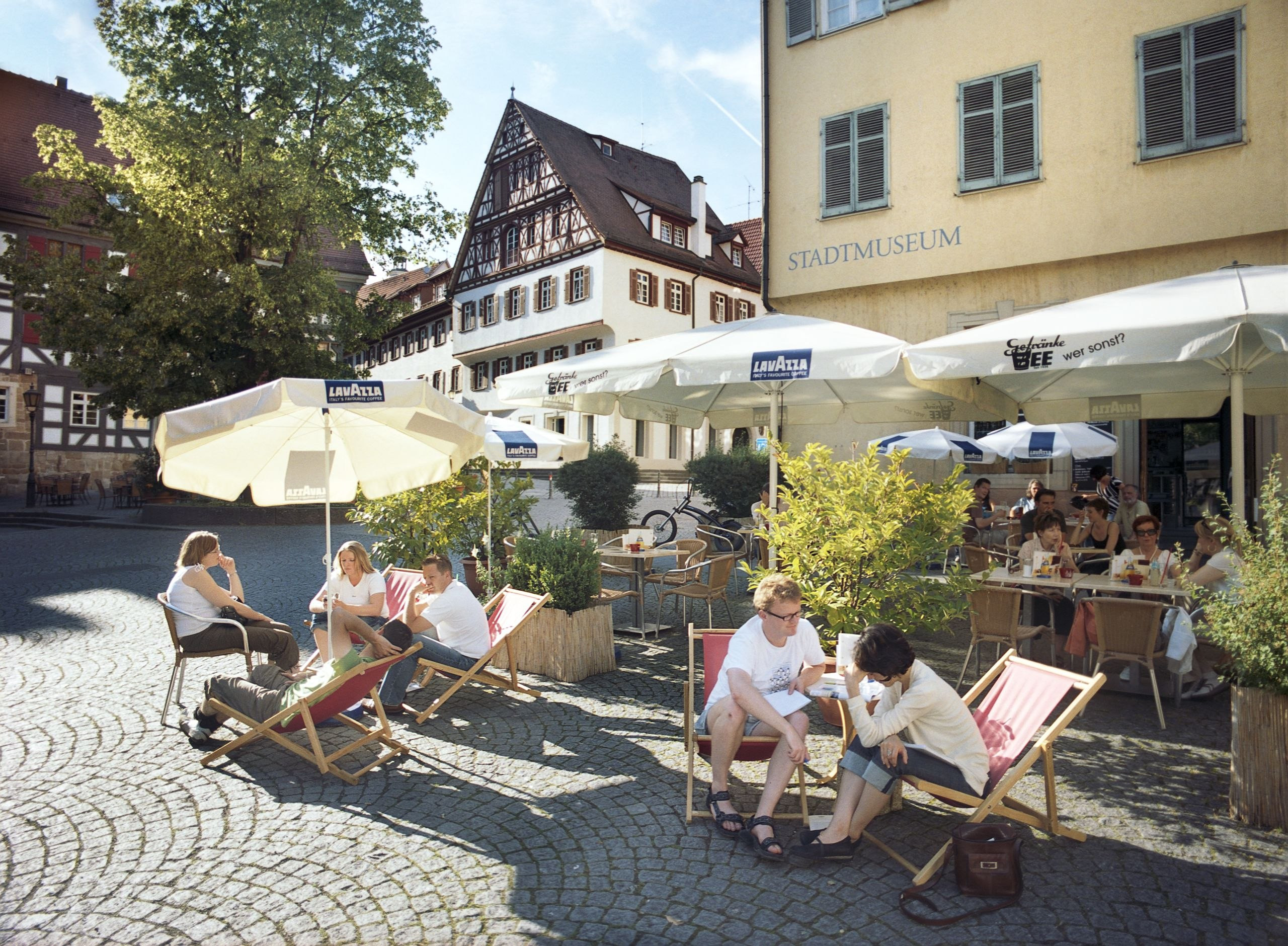 Gelbes Haus
 Gelbes Haus Stadtmuseum Sehenswürdigkeit