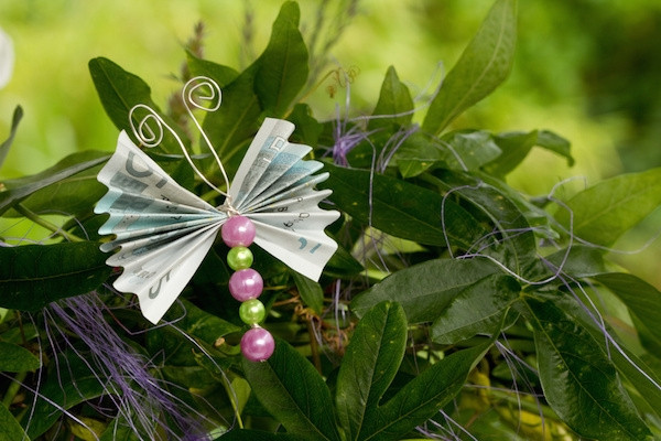 Geldgeschenke Zur Hochzeit Blumen
 Geldgeschenke zur Hochzeit selber basteln und Geld verpacken