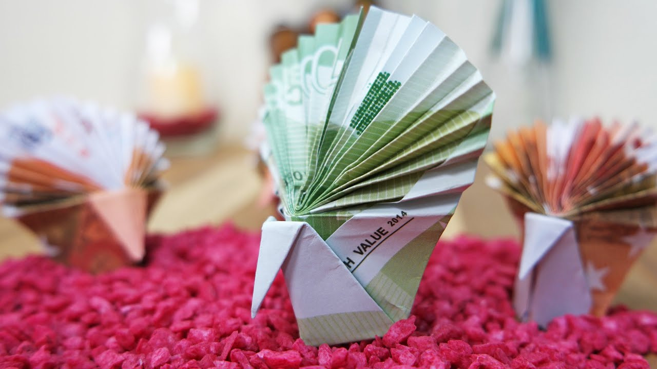 Geldschein Falten Hochzeit
 Geldschein falten Pfau Tier aus Geld falten Geldgeschenk