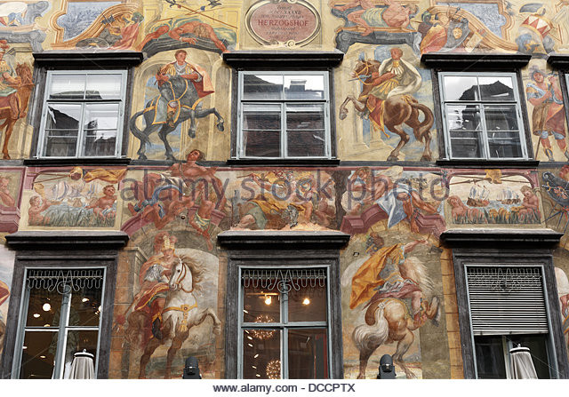 Gemaltes Haus
 Gemaltes Stock s & Gemaltes Stock Alamy