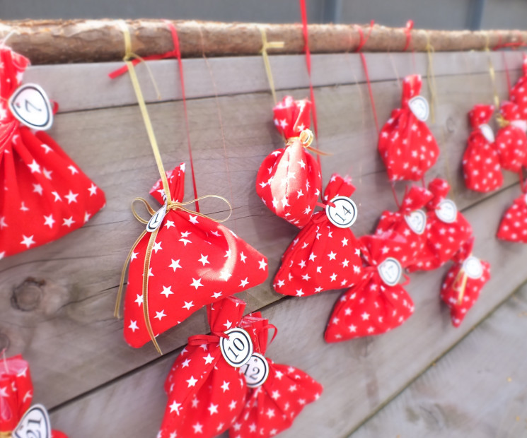 Geschenke. De
 Adventskalender nähen einfache & leichte Anleitung auf