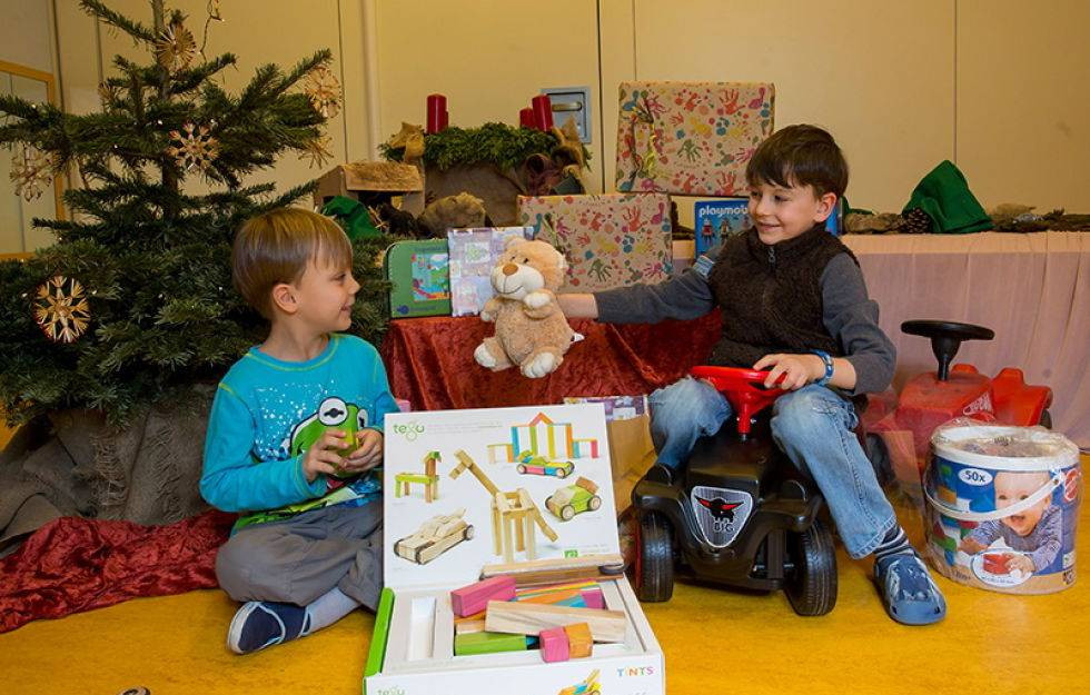 Geschenke Dresden
 Wendler schickt endlich Geschenke nach Dresden TAG24