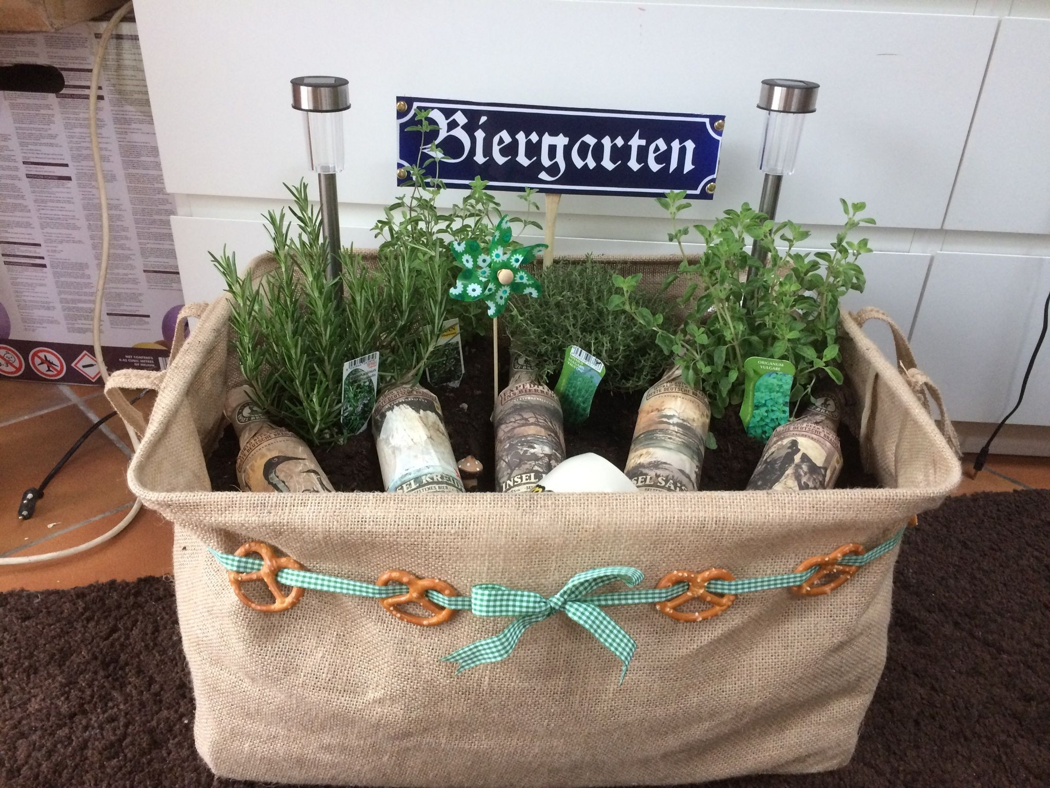 Geschenke Für Garten Und Terrasse
 Geschenkidee für Männer Biergarten mit Kräutern