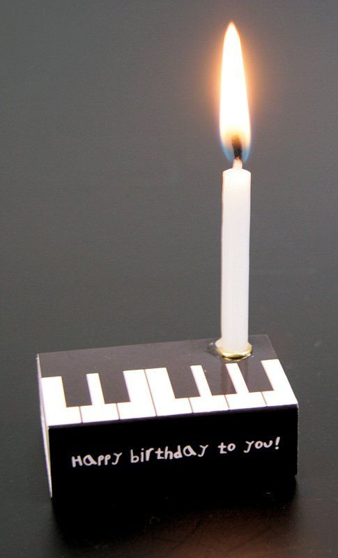 Geschenke Für Musiker
 Streichholzschachtel Piano