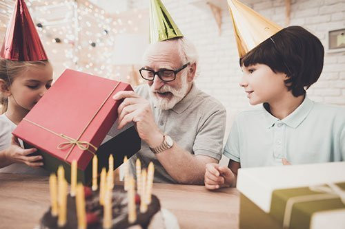 Geschenke Für Opas
 76 Geschenke für dein Opa 2018