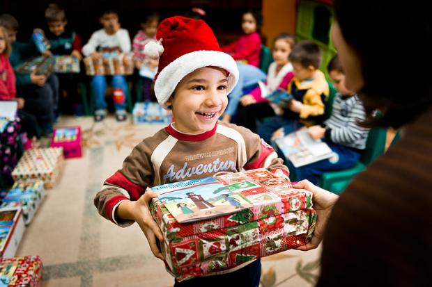 Geschenke Im Schuhkarton
 Weihnachten im Schuhkarton 2017 [GEOLINO]