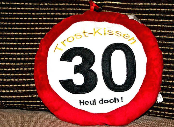 Geschenke Zum 30. Geburtstag Freund
 Geschenke Zum 30 Lustiges Kissen Heul Doch Nettes Geschenk
