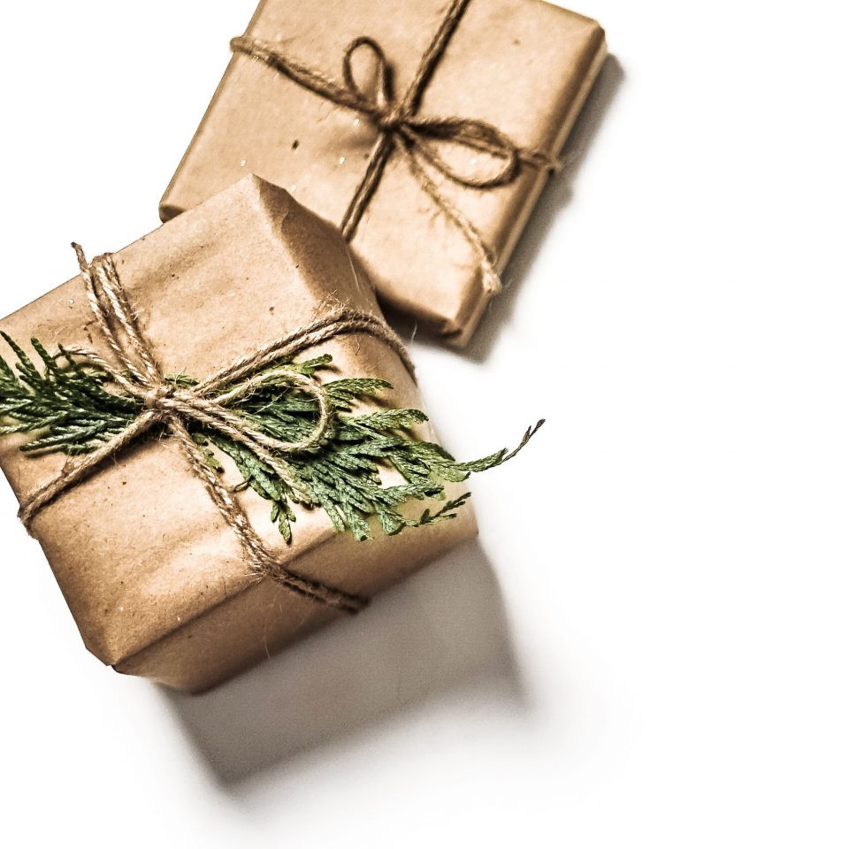 Geschenkideen Werbung
 Gift Guide Geschenkideen Geschenke mit Monogramm