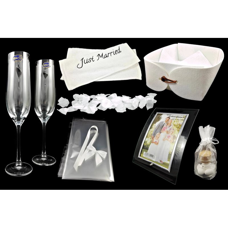 Geschenkkorb Hochzeit
 Großer Geschenkkorb "Hochzeit" 29 99