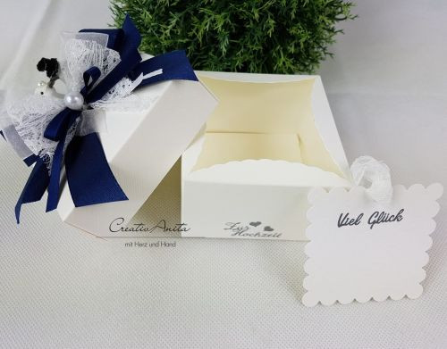 Geschenkschachtel Hochzeit
 Geschenkschachtel zur Hochzeit Geldgeschenk in Marine