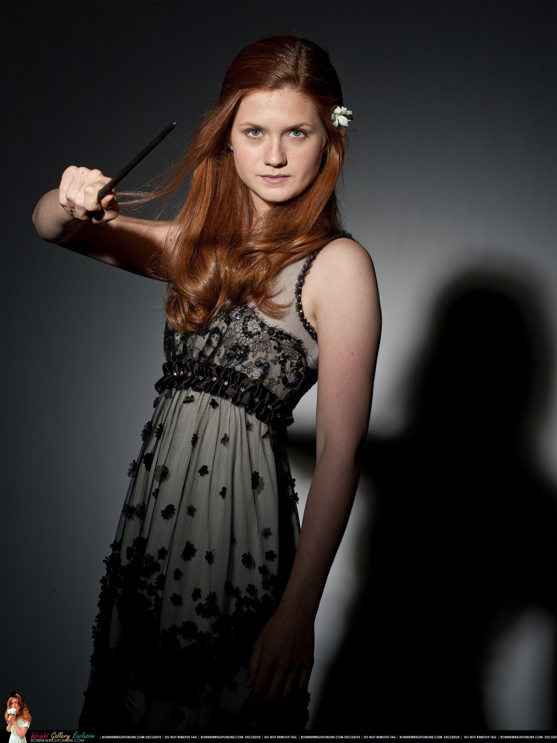 Ginny Weasley Hochzeitskleid
 New DH Part 1 Shoot HQ Bonnie Wright