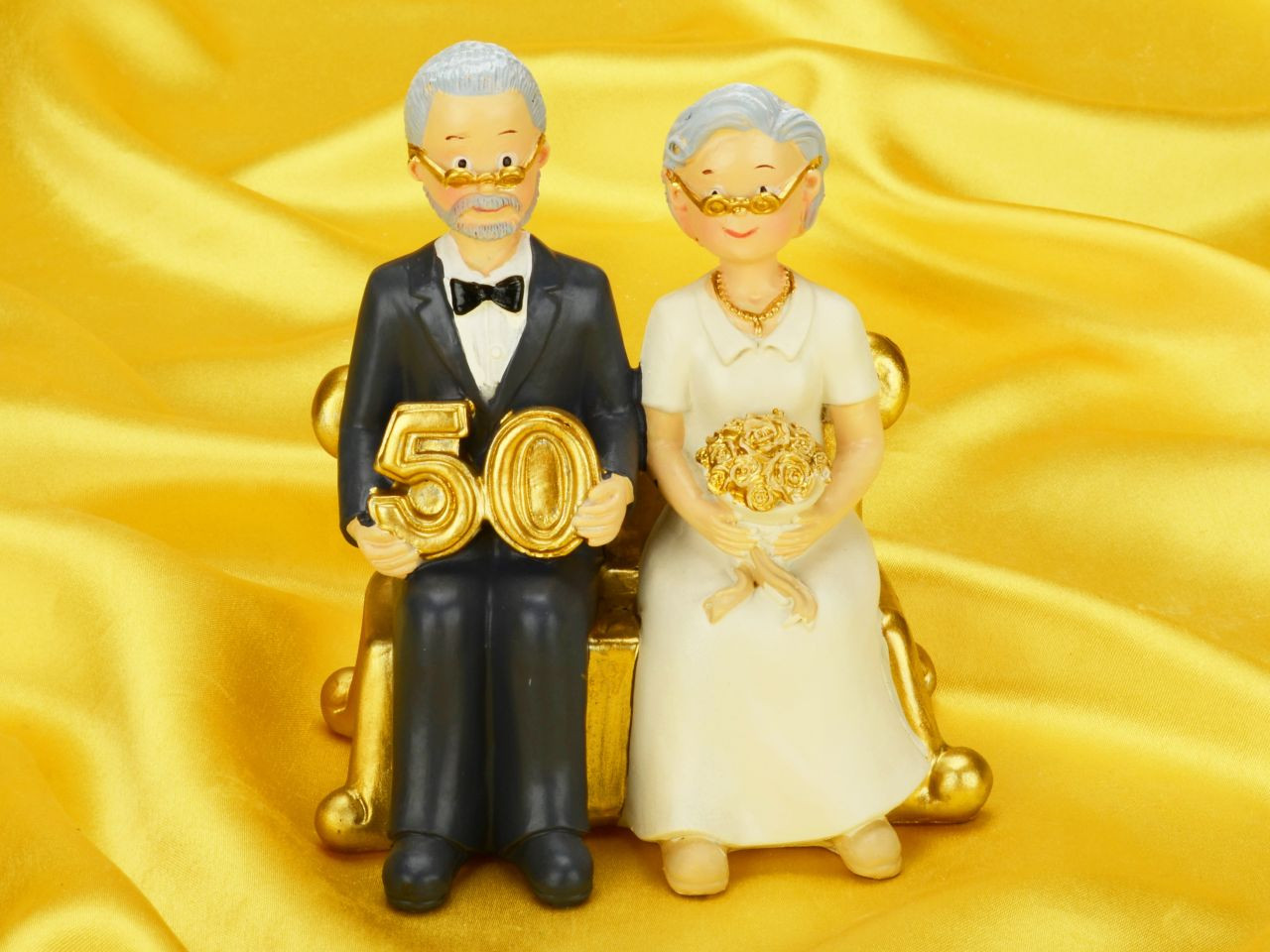 Goldene Hochzeit Überraschung
 Tortenaufsatz goldene Hochzeit Tortenaufsätze